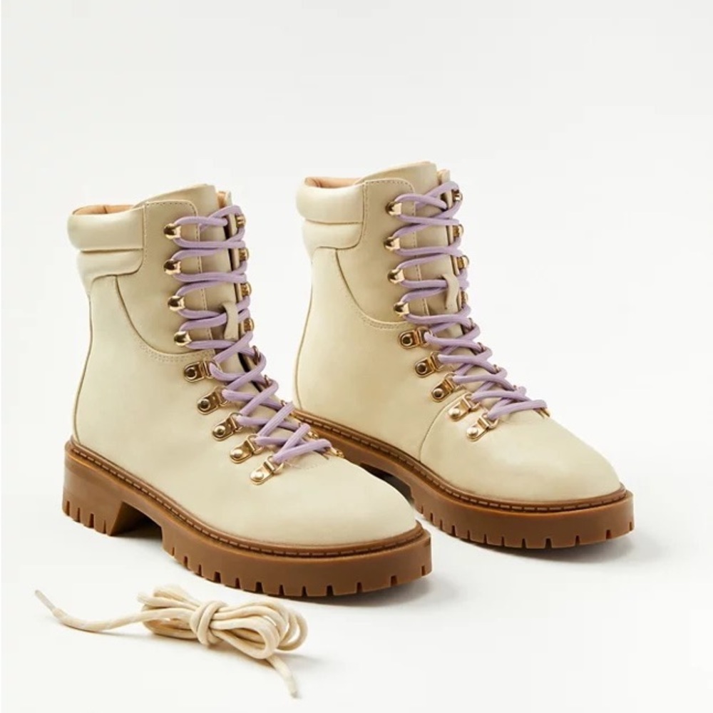 NWOT Loft Hiker Booties in Cream